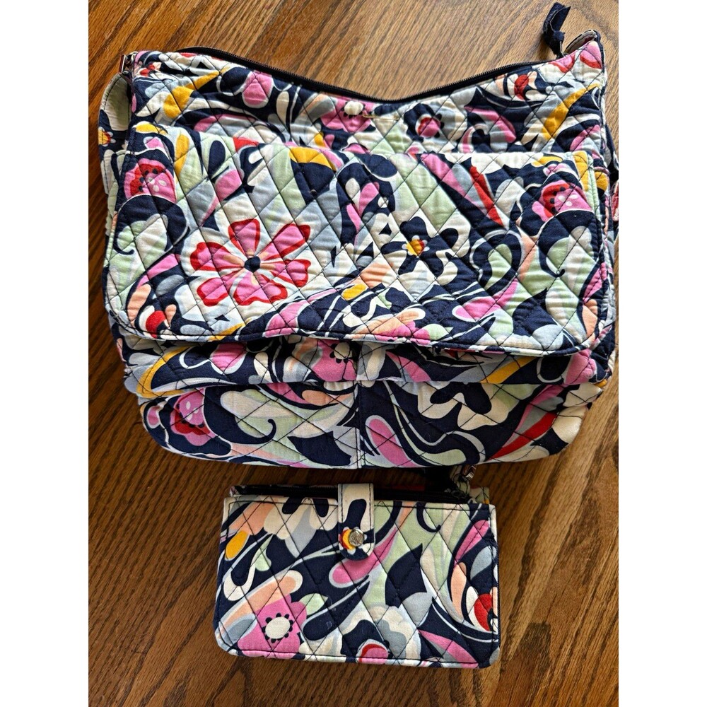 Vera Bradley Quilted Floral Multicolor Zip Crossbody Bag w/ Wristlet, Pockets